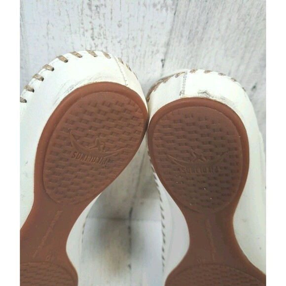 PIKOLINOS Metallic Silver Sandals - Picture 13 of 16